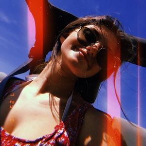 Meet your Posher, Madeline